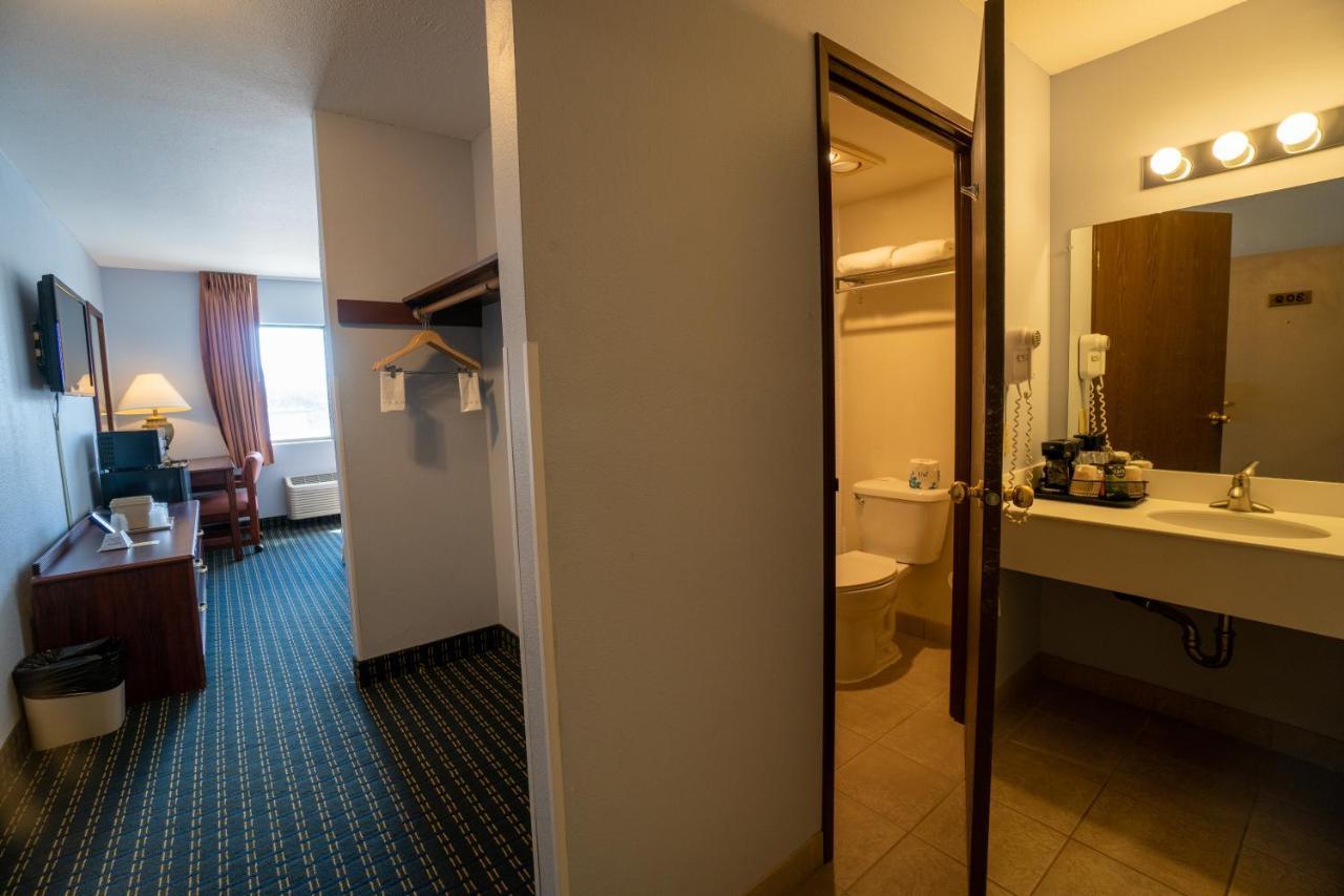 Clover Island Inn Кениуик Екстериор снимка