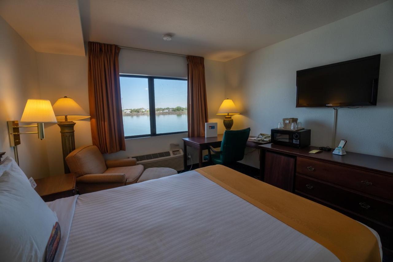 Clover Island Inn Кениуик Екстериор снимка