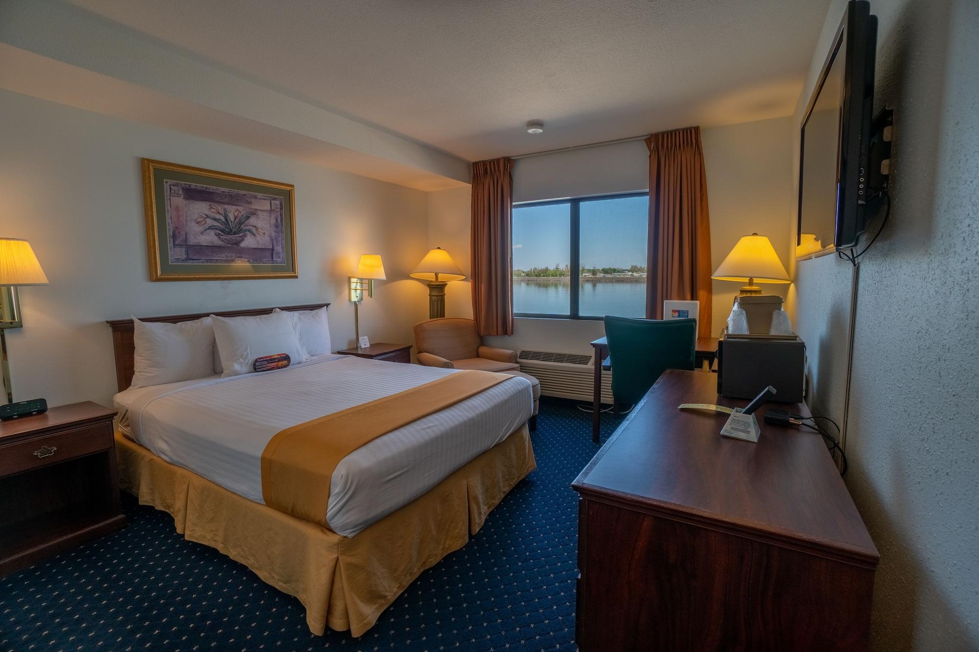 Clover Island Inn Кениуик Екстериор снимка