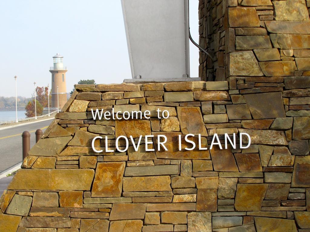 Clover Island Inn Кениуик Екстериор снимка